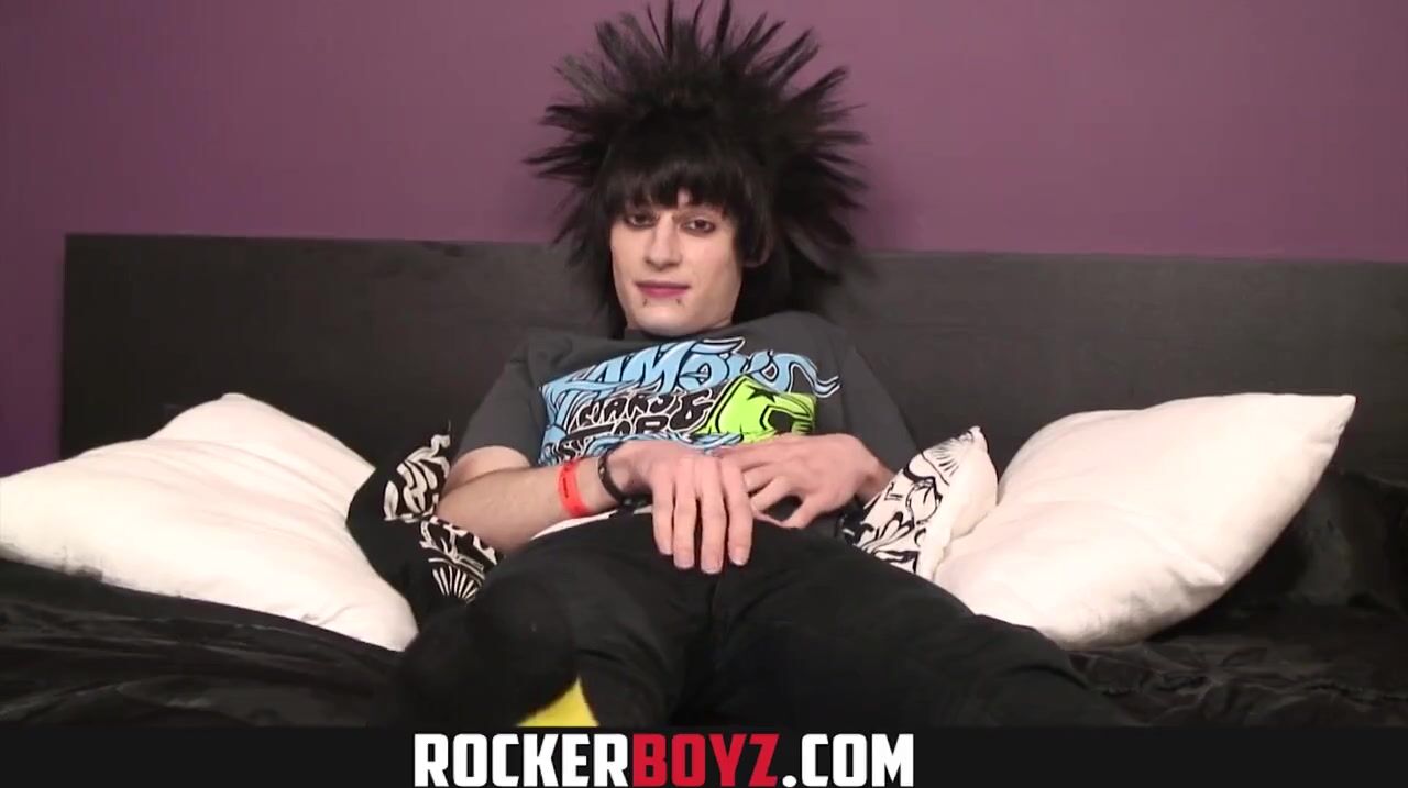 Rocker Boyz - Crazy Hair Emo Twunk Wanks His Cock