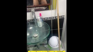 Baile cachondo con ereccion