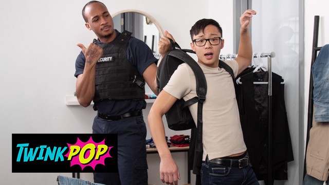 TWINKPOP - Security Guy Trent King Replaces Dane Jaxson's Butt Plug Toy
