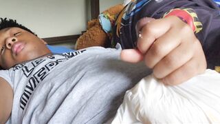 Black Nappy Boytoy jerks his cock
