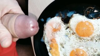 Kozzy makes breakfast and cumming on food, tasty cum