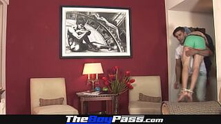 The Twunk Pass - Big Cock Olderman Used His Huge Dick Screwing