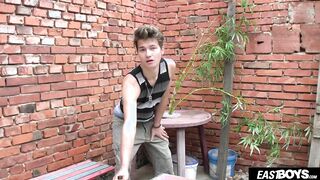 Handsome twink boy David Allan jerking off