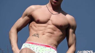 Teen hunk Tommy Gold underwear and muscles oiling