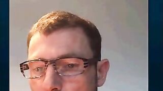 Big-Cock Daddy Shows Off on Cam