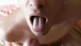 Amateur Bukkake Blowjob with Cum-Hungry Men