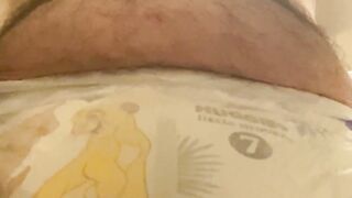 Flooding size 7 little movers nappy