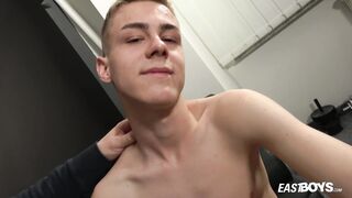 Handsome nerdy boy gets handjob big dick