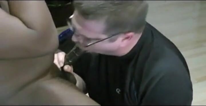 Interracial Blowjob Leads to Facial