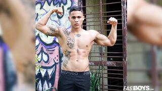Hot muscle tattooed latino boy pictures