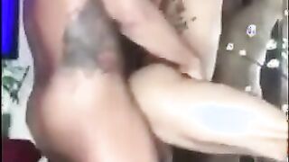 Big-Cock Latin Muscle Hunks Bareback
