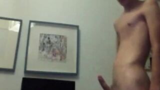 Cute Twink's Sexy Webcam Handjob