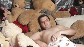 Nappy sissy humping teddy bear