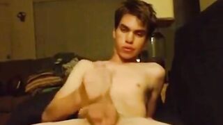Twink's Cum Spraying Adventure