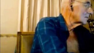 Amateur Bear Grandpa Cums with Toy