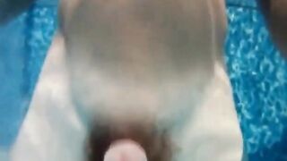 23 Massive Squirts: Amateur Underwater Adventure