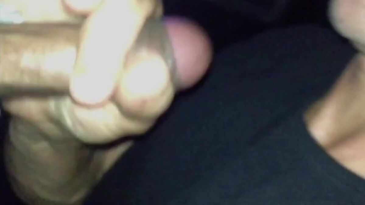 Glory Hole Big-Cock Blowjob: A Huge Load