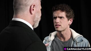 Silver Grizzly Bear vs slender twink!