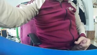 Big-Cock Bear Masturbating on Webcam