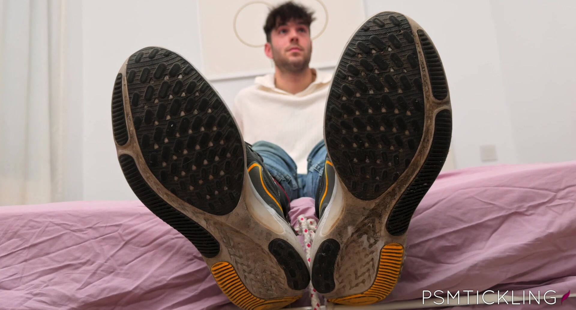 Femboy strokes back!