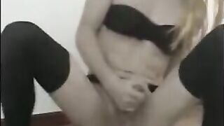 Cum with Crossdresser Bella