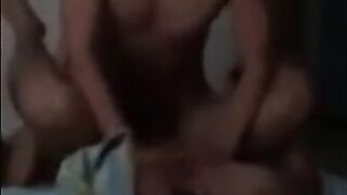 Amateur Asian Twinks Fucking on Bed