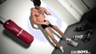 Sexy Muscle Boy Shows Off His Toned Abs and Body