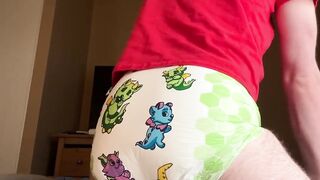 I pooped in my diaper - video 4