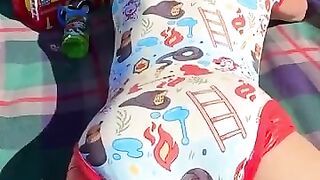 Diaper boy makes pushies in diaper