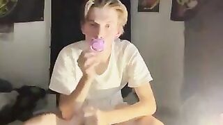 Good diaper boy - video 2