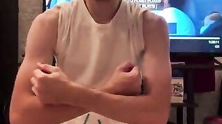 Flexing in diapers
