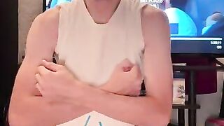 Flexing in diapers