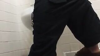 Cuban wiping ass