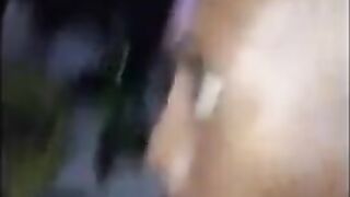 Twink chupa pau e leva mano liberal na bunda
