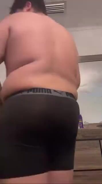 Chub Latino boy shows his ass