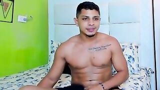colombian boy show your ass