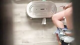 Thick Booty Latino Employee