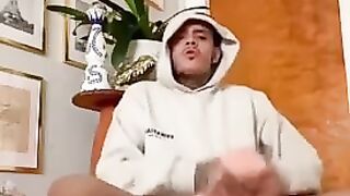 Latinos are fucking hot.