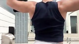 phat butt latino