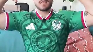 showing 2113 Latino boner