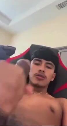 Bushy Str8 Latino cums