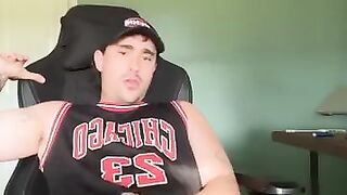 Latino jerk - video 17