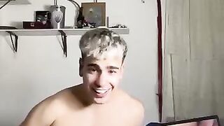 Latino jerk off while watching porn