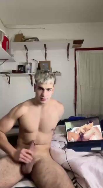 Latino jerk off while watching porn