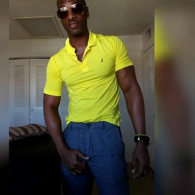 Muscle Black Stud Deepthroats Amateur
