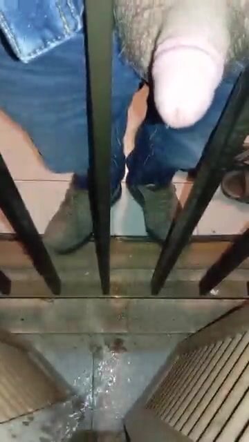 Pissing