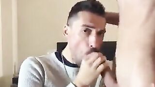 Un ragazzo carino