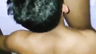 En busca de un "becerrito" que me ordeñe.