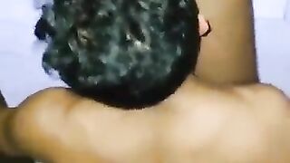 En busca de un "becerrito" que me ordeñe.