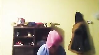 Venezolana desnuda me envia un video vistiendose